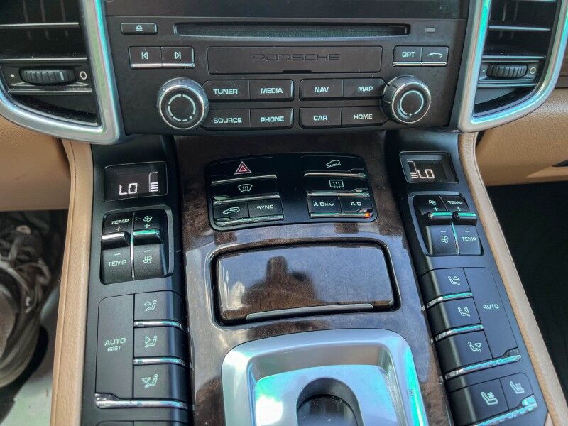 2017 Porsche Cayenne Platinum Edition Wilmington NC