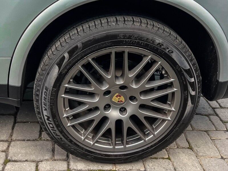 2017 Porsche Cayenne Platinum Edition Wilmington NC