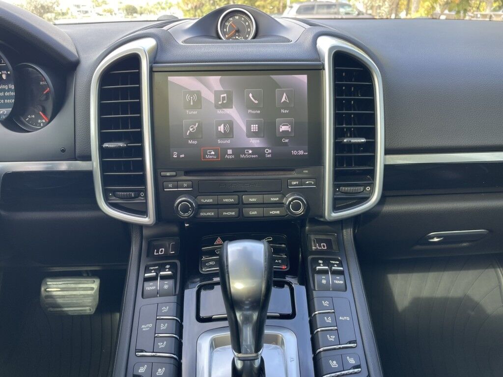 2017 Porsche Cayenne Platinum Edition~ONLINE FINANCE~CRUISE CONTROL~LEATHER SEATS~MOONROOF / SUNROOF~NAVIGATION Sarasota FL