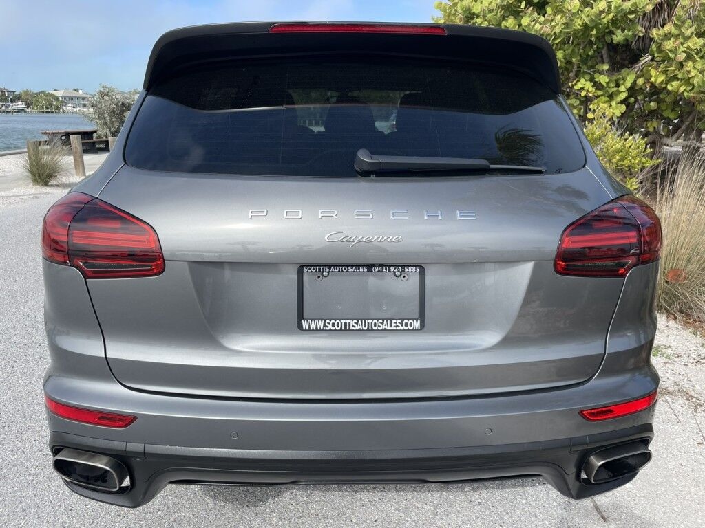 2017 Porsche Cayenne Platinum Edition~ONLINE FINANCE~CRUISE CONTROL~LEATHER SEATS~MOONROOF / SUNROOF~NAVIGATION Sarasota FL