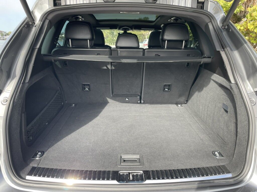 2017 Porsche Cayenne Platinum Edition~ONLINE FINANCE~CRUISE CONTROL~LEATHER SEATS~MOONROOF / SUNROOF~NAVIGATION Sarasota FL