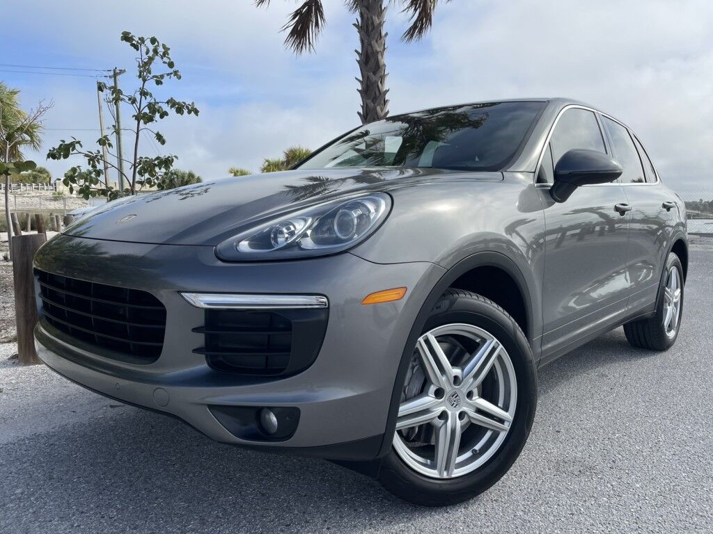 2017 Porsche Cayenne Platinum Edition~ONLINE FINANCE~CRUISE CONTROL~LEATHER SEATS~MOONROOF / SUNROOF~NAVIGATION Sarasota FL