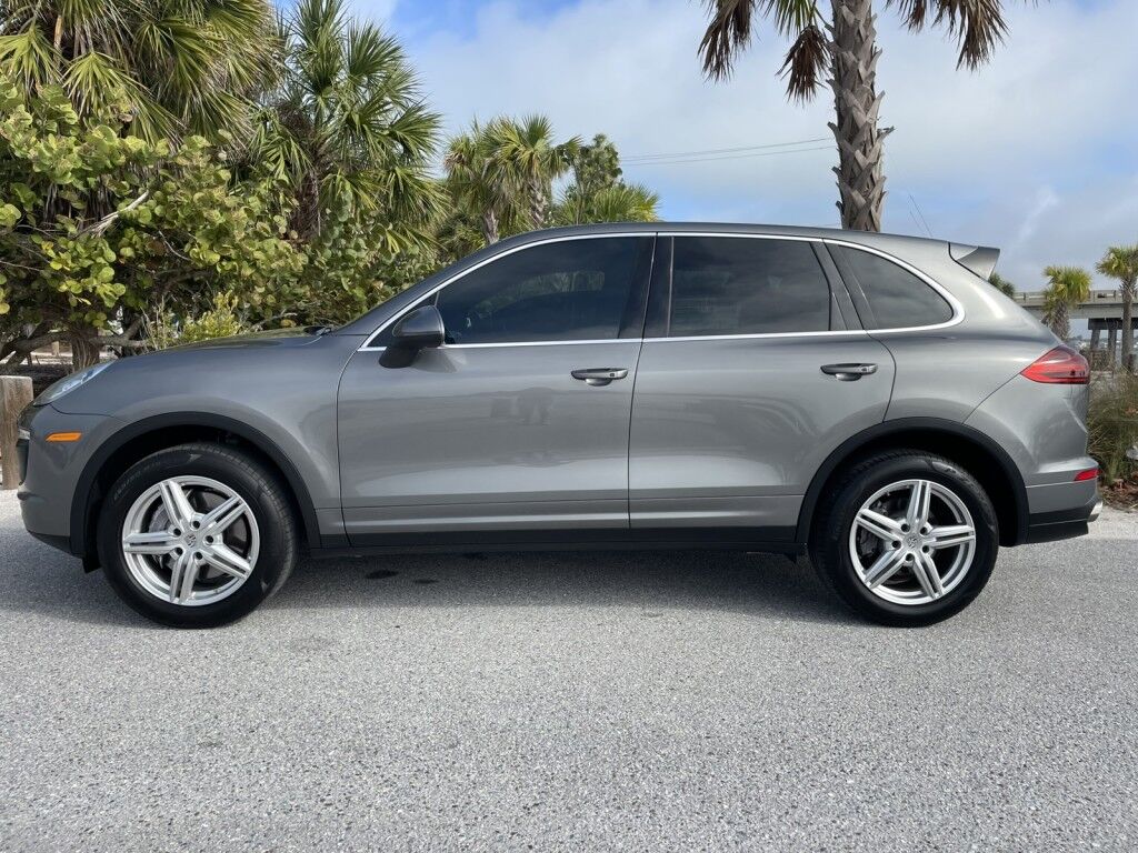2017 Porsche Cayenne Platinum Edition~ONLINE FINANCE~CRUISE CONTROL~LEATHER SEATS~MOONROOF / SUNROOF~NAVIGATION