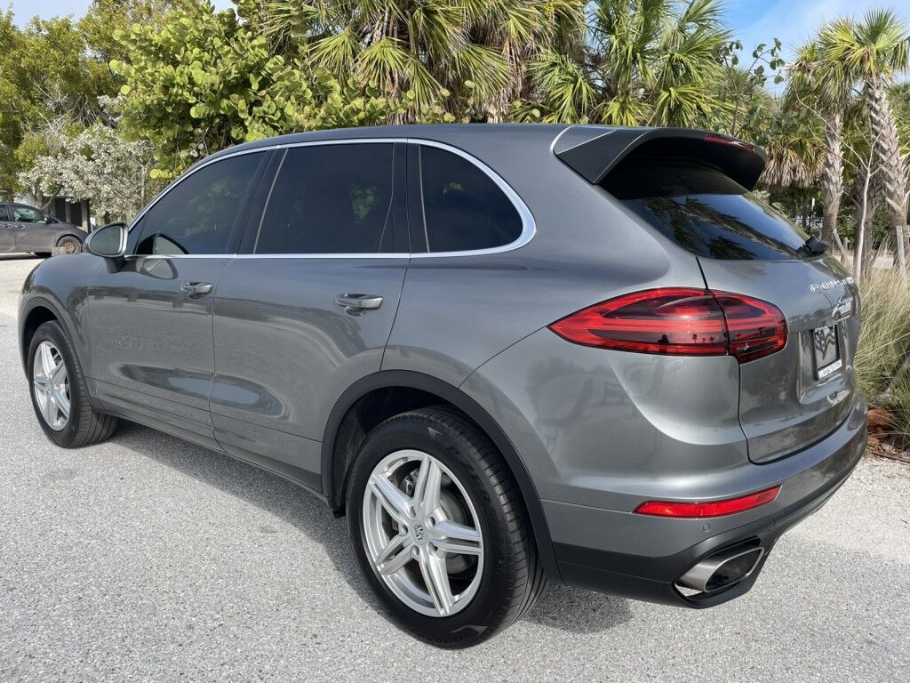 2017 Porsche Cayenne Platinum Edition~ONLINE FINANCE~CRUISE CONTROL~LEATHER SEATS~MOONROOF / SUNROOF~NAVIGATION Sarasota FL