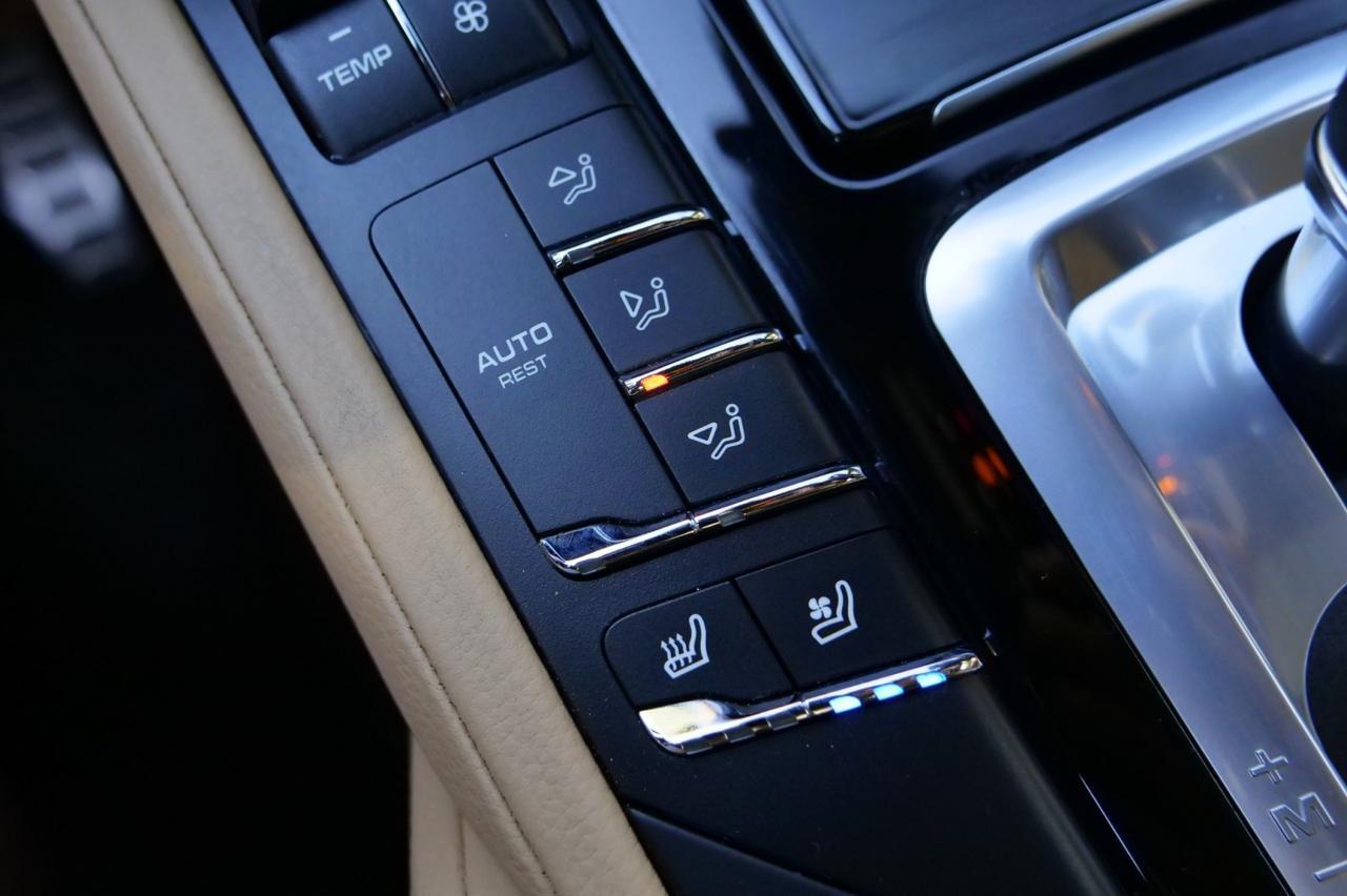 2017 Porsche Cayenne S E-Hybrid Platinum Edition AWD / Premium Package! Lincolnton NC