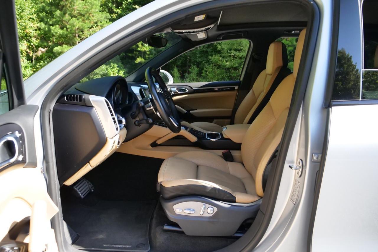 2017 Porsche Cayenne S E-Hybrid Platinum Edition AWD / Premium Package! Lincolnton NC