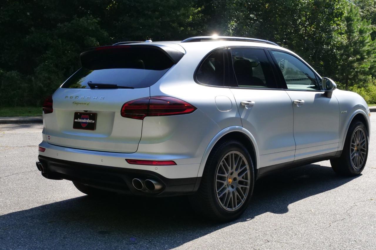 2017 Porsche Cayenne S E-Hybrid Platinum Edition AWD / Premium Package! Lincolnton NC