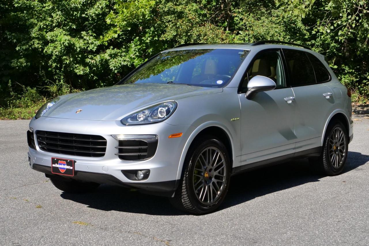 2017 Porsche Cayenne S E-Hybrid Platinum Edition AWD / Premium Package! Lincolnton NC