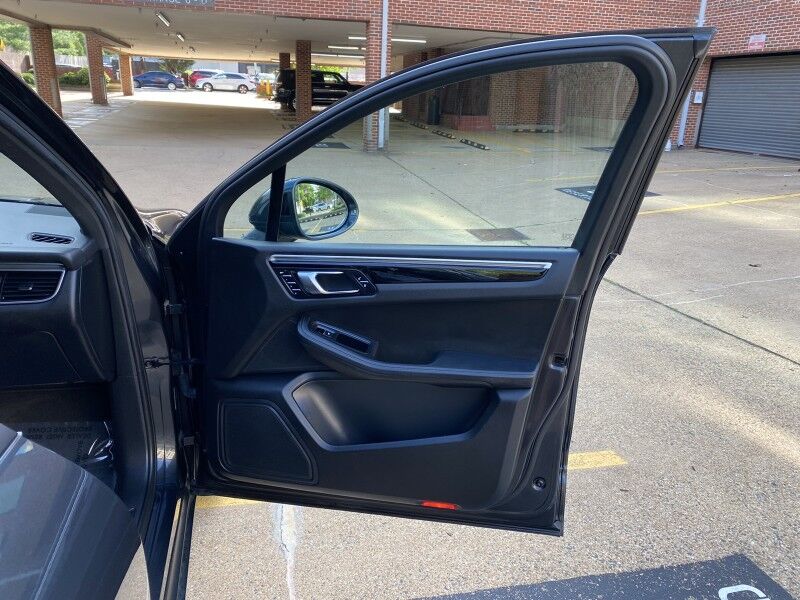 2017 Porsche Macan Arlington VA