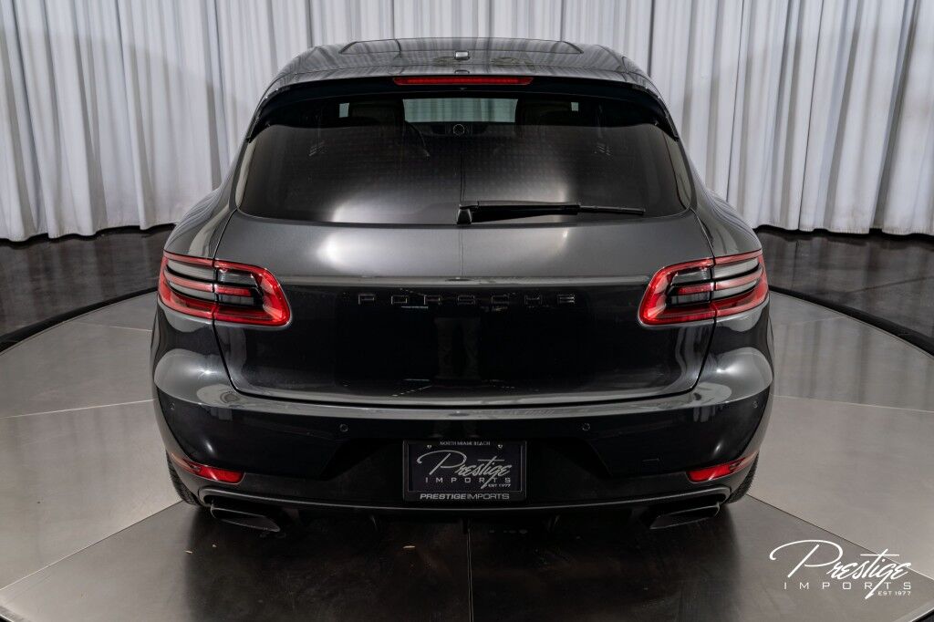2017 Porsche Macan North Miami Beach FL