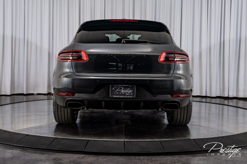 2017 Porsche Macan North Miami Beach FL