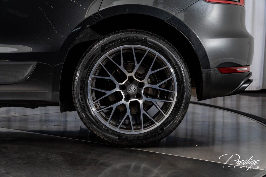 2017 Porsche Macan North Miami Beach FL