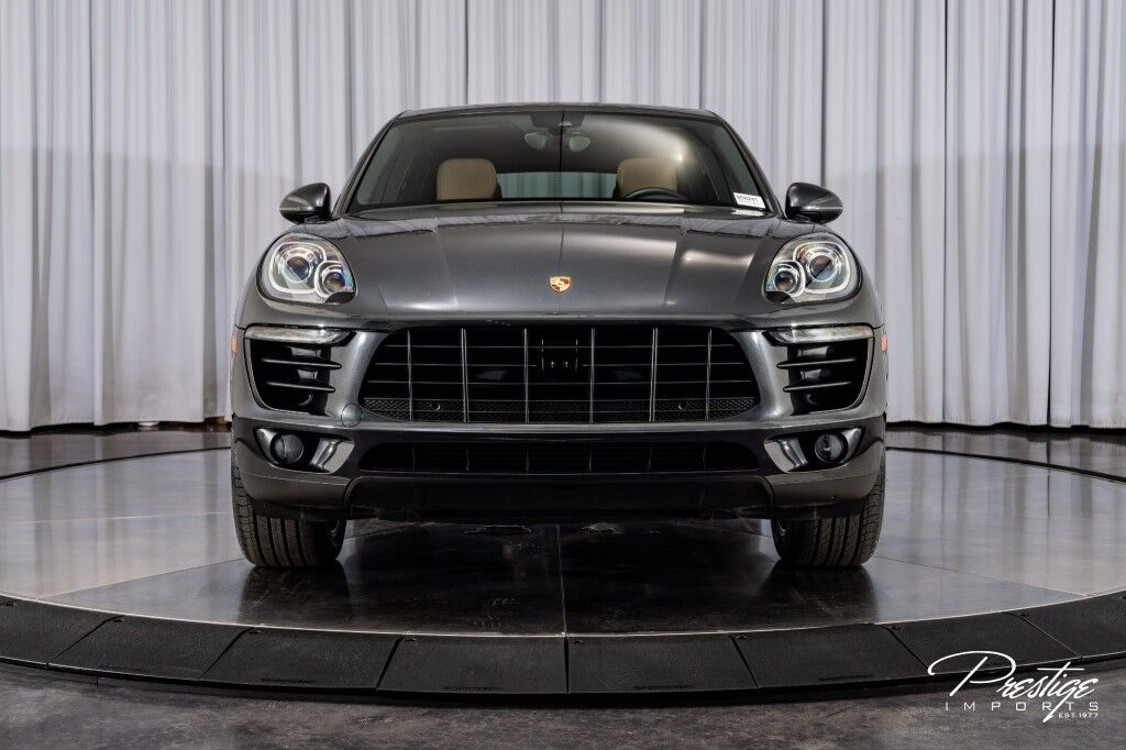 2017 Porsche Macan North Miami Beach FL