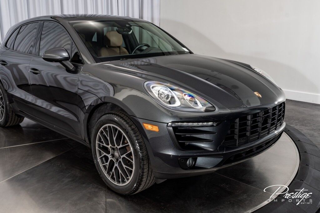 2017 Porsche Macan North Miami Beach FL