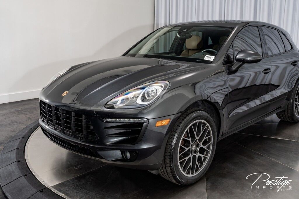 2017 Porsche Macan North Miami Beach FL