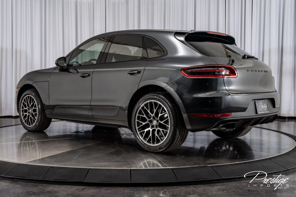 2017 Porsche Macan North Miami Beach FL