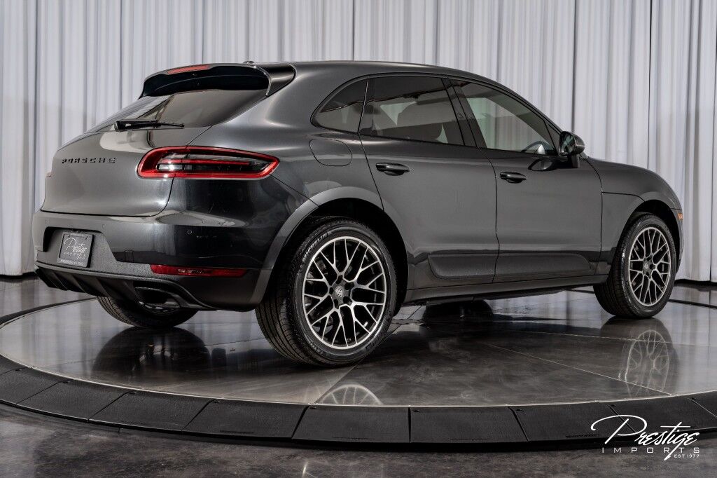 2017 Porsche Macan North Miami Beach FL