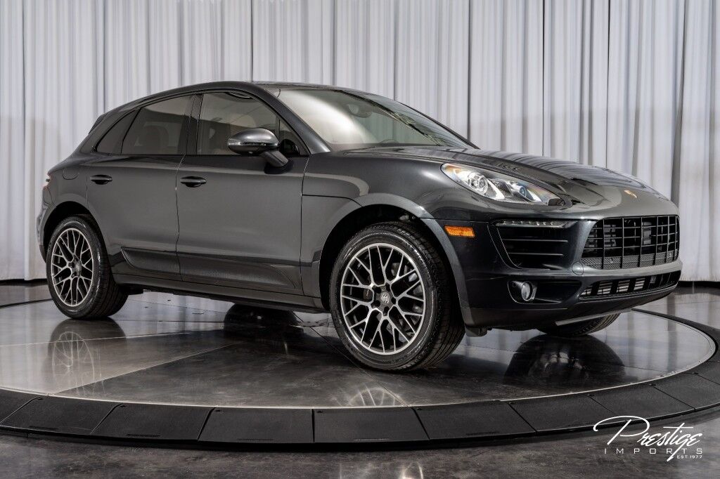2017 Porsche Macan North Miami Beach FL