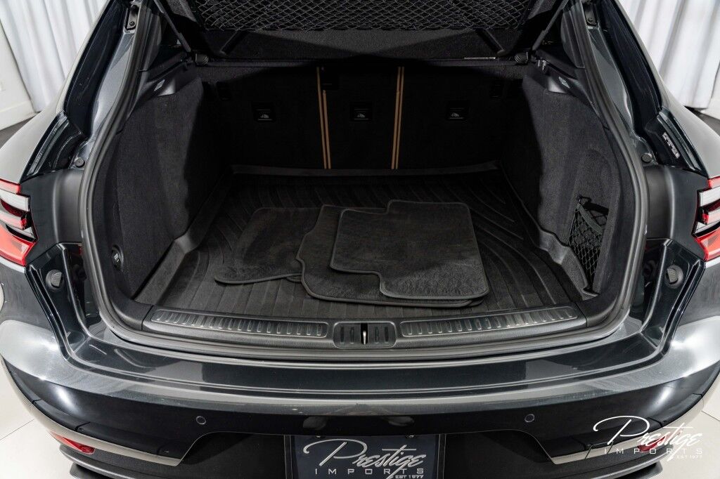2017 Porsche Macan North Miami Beach FL