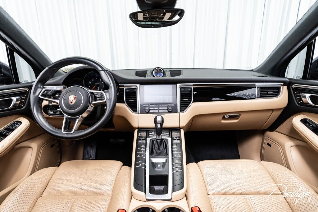 2017 Porsche Macan North Miami Beach FL