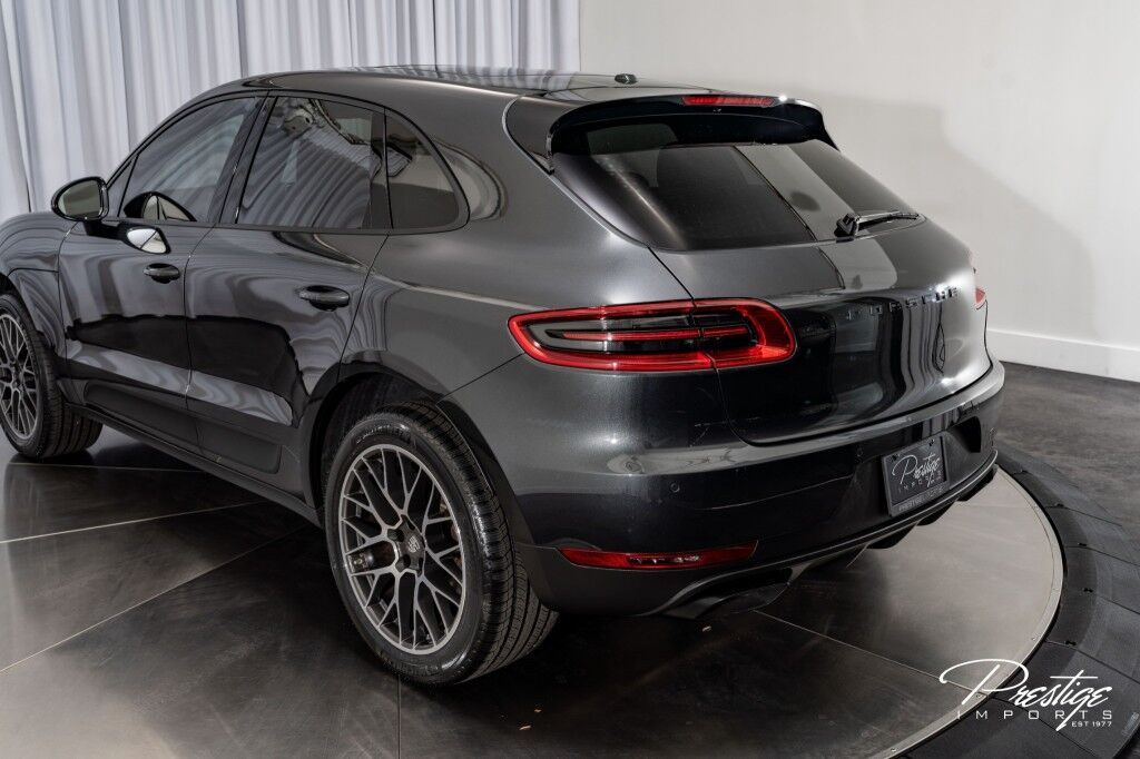 2017 Porsche Macan North Miami Beach FL