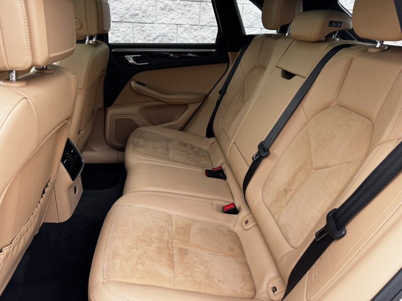 2017 Porsche Macan Willow Grove PA