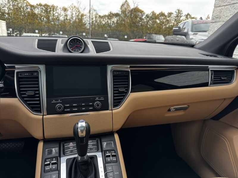 2017 Porsche Macan Willow Grove PA