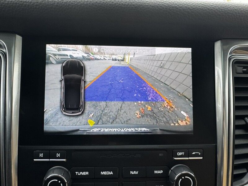 2017 Porsche Macan Willow Grove PA