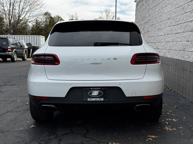 2017 Porsche Macan Willow Grove PA
