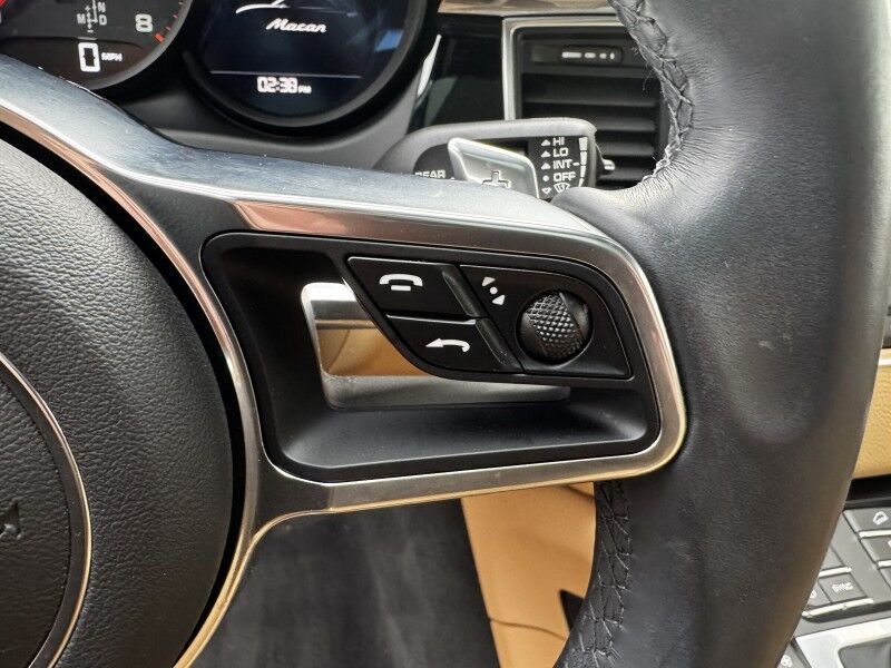 2017 Porsche Macan Willow Grove PA