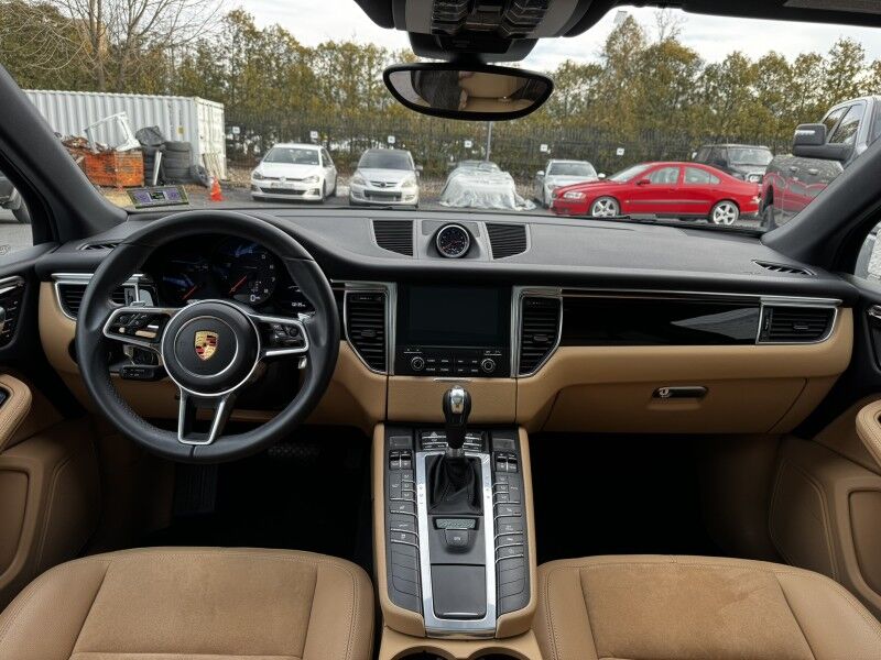 2017 Porsche Macan Willow Grove PA