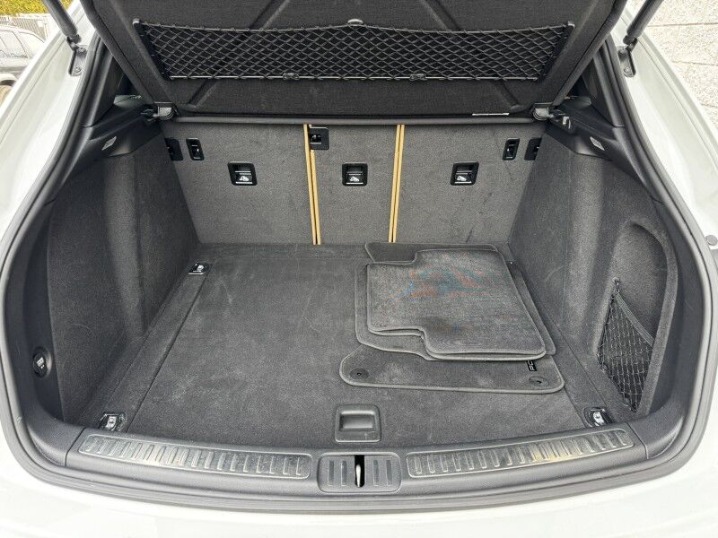 2017 Porsche Macan Willow Grove PA