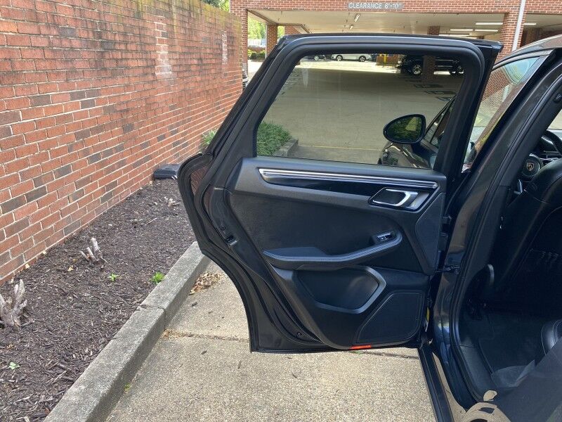 2017 Porsche Macan AWD Arlington VA