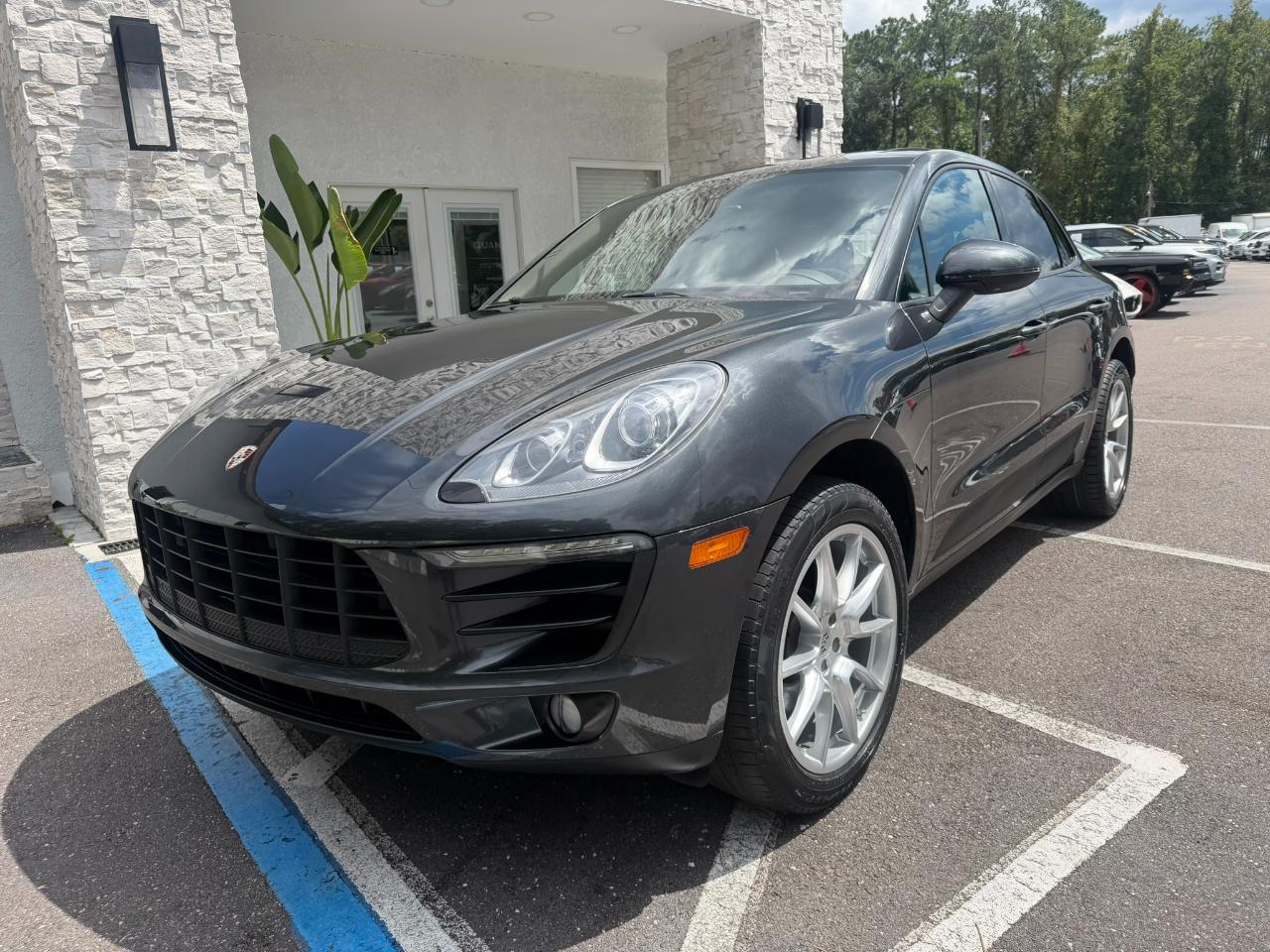 2017 Porsche Macan AWD