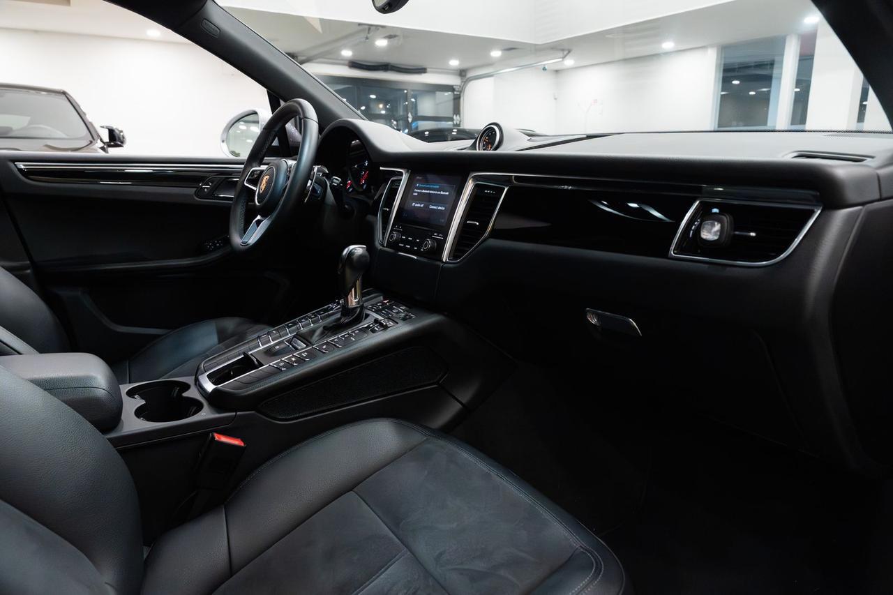 2017 Porsche Macan Base Gladstone OR