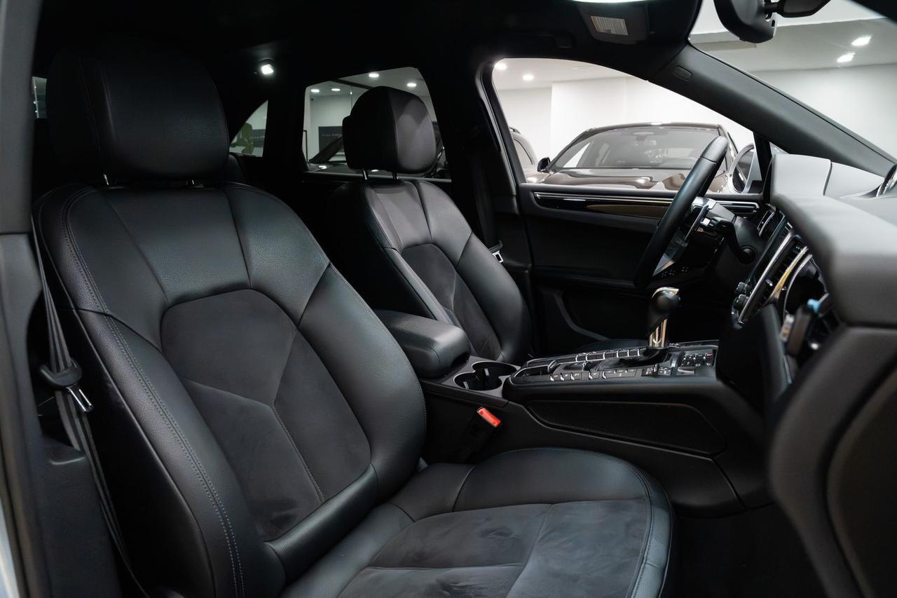 2017 Porsche Macan Base Gladstone OR