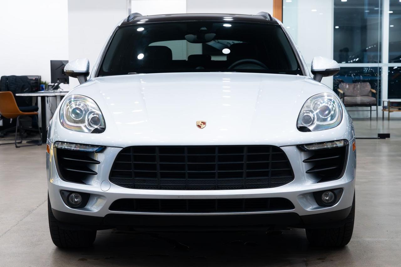 2017 Porsche Macan Base
