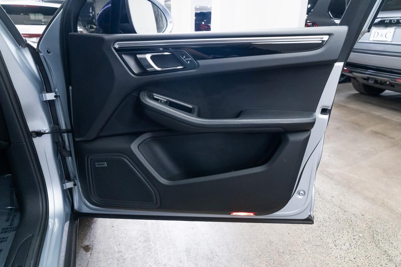 2017 Porsche Macan Base Heated Seats Bose Audio Panoramic Moonroof Portland OR