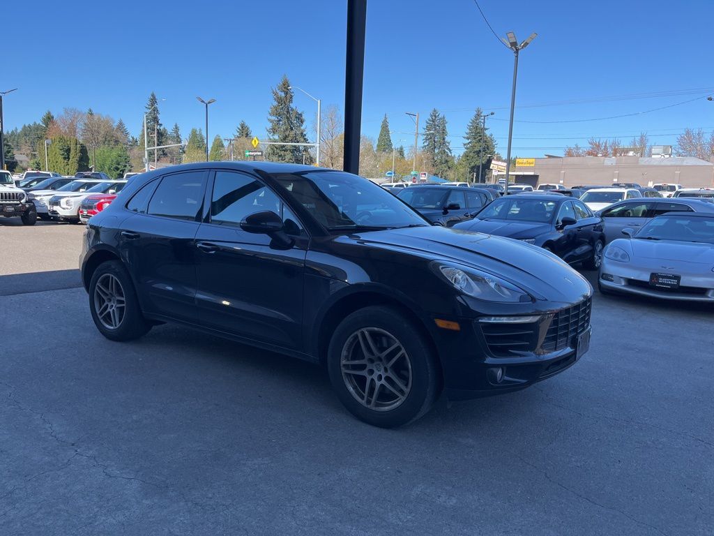 2017 Porsche Macan Base