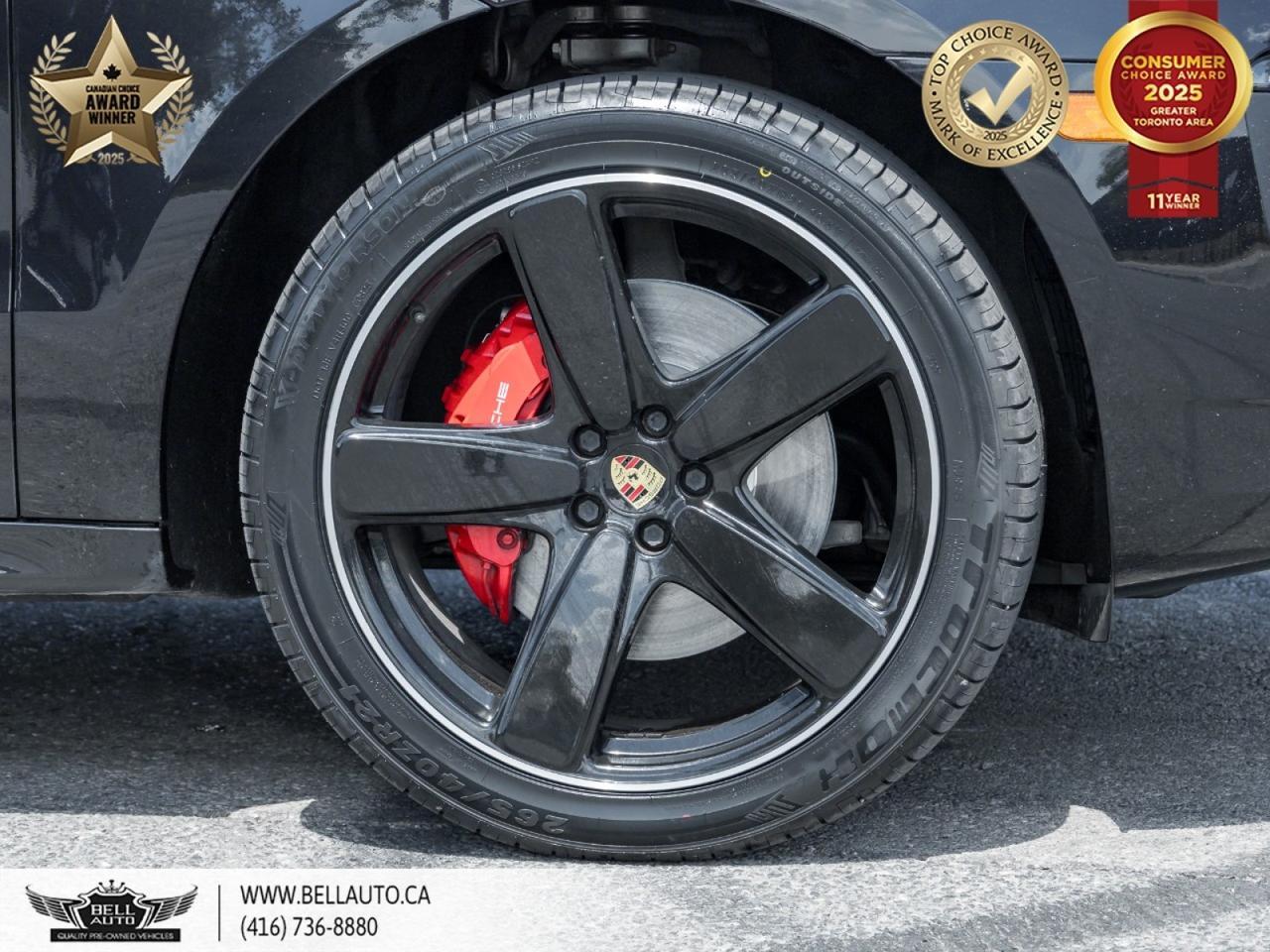 2017 Porsche Macan GTS | PRM PKG | PANO ROOF | CLSC SPRT BLK RIMS | BOSESOUND | RED BRK CLPRS Toronto ON