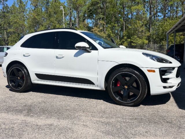 2017 Porsche Macan GTS - Photo 17
