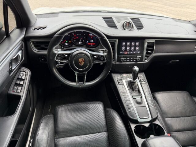 2017 Porsche Macan GTS Gaston SC