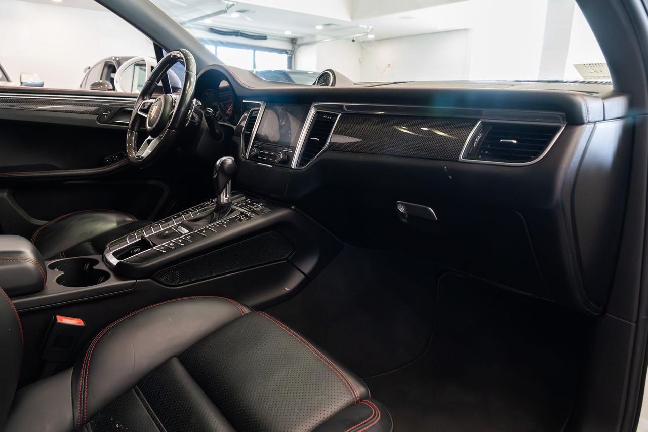 2017 Porsche Macan GTS Gladstone OR