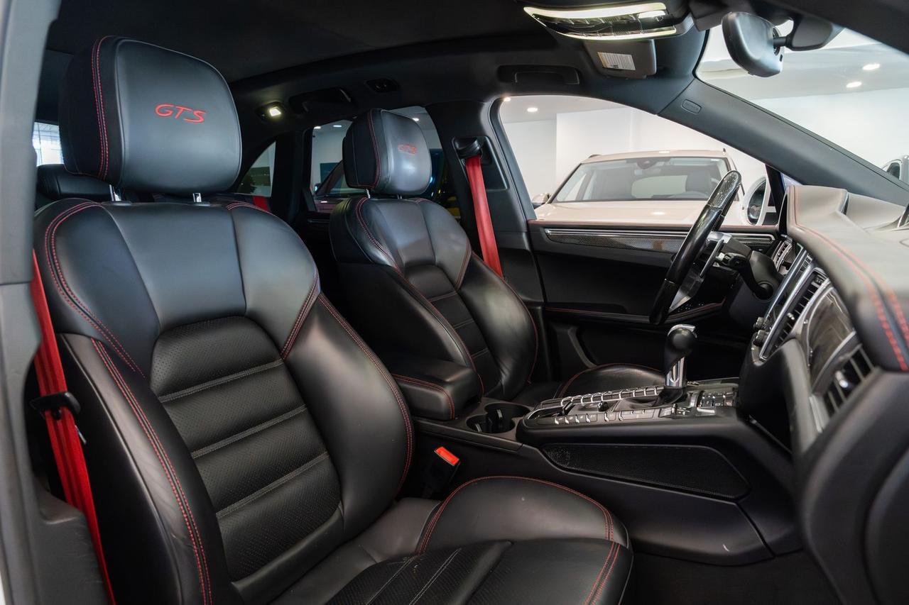2017 Porsche Macan GTS Gladstone OR
