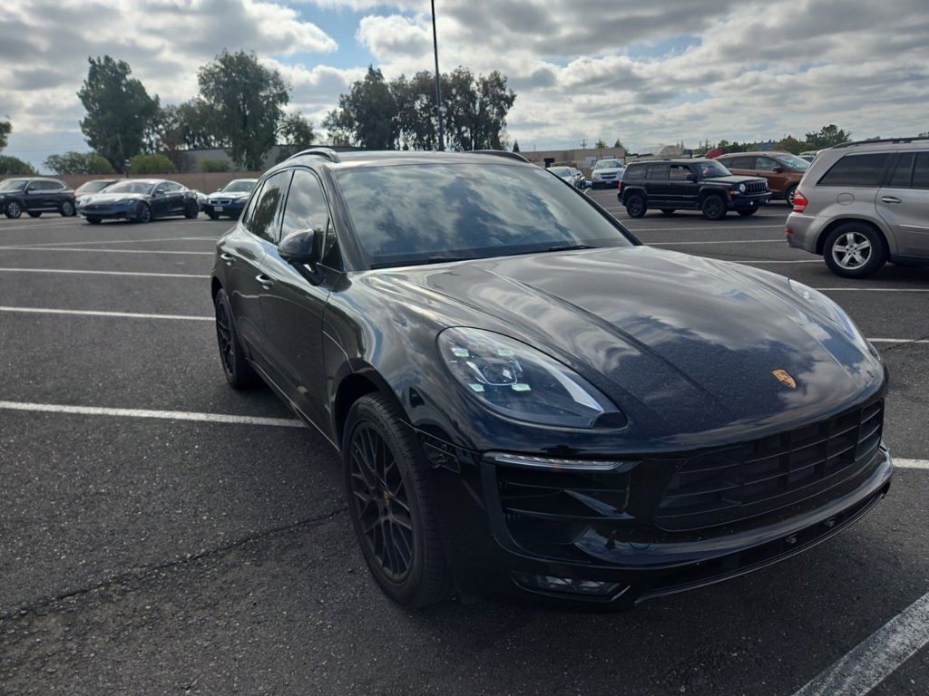 2017 Porsche Macan GTS