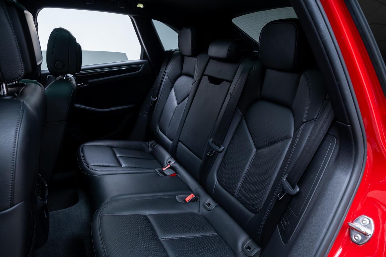2017 Porsche Macan S Heated Seats / Panoramic Roof / Bose Audio Portland OR