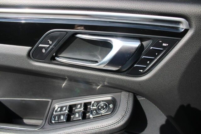 2017 Porsche Macan S PREMIUM PLUS Melbourne FL
