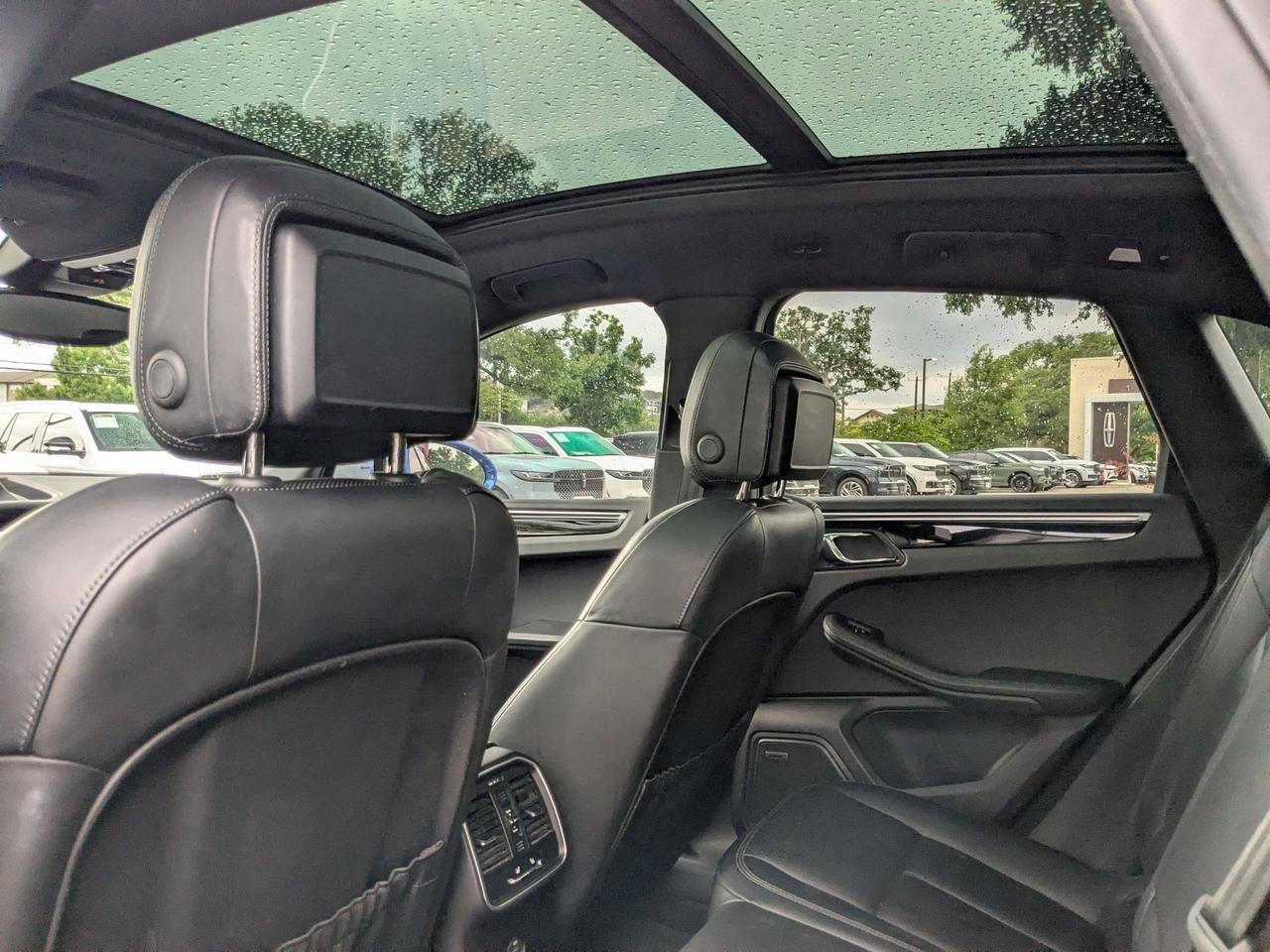 2017 Porsche Macan S