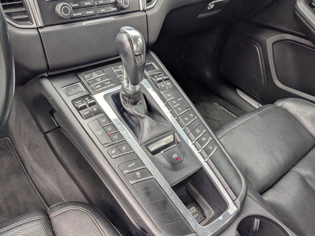 2017 Porsche Macan S