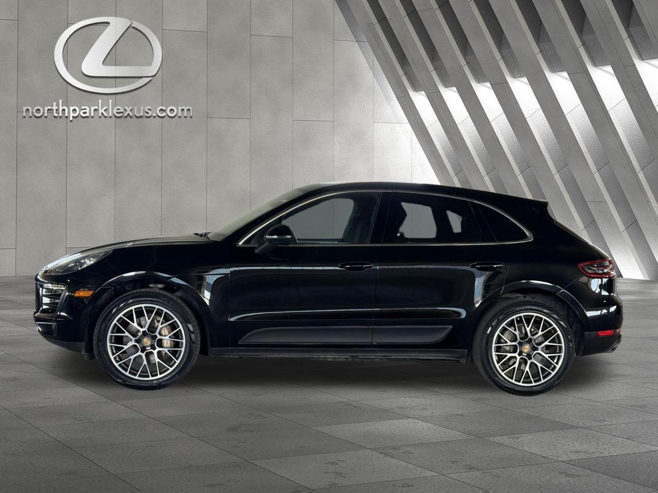 2017 Porsche Macan